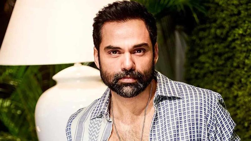 Abhay Deol Turns DJ At club, Fans Recall Bobby Deol