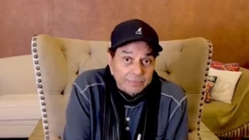 Dharmendra Hospitalised At Breach Candy After Routine Checkup