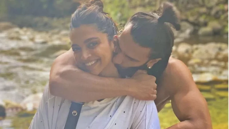 Ranveer-Deepika welcome New Year in New York